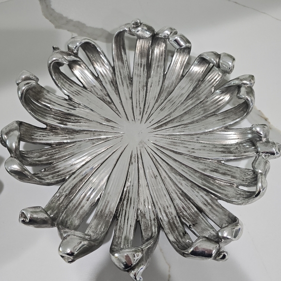 Glam Plants & Flower Wall Decor On Resin - Picture 4 of 12